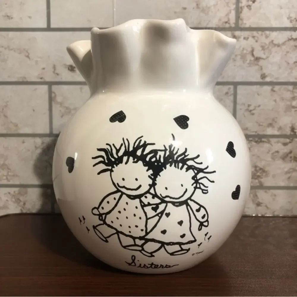 Sisters Vase Marci Children of the Inner‎ light ivory hearts 7”